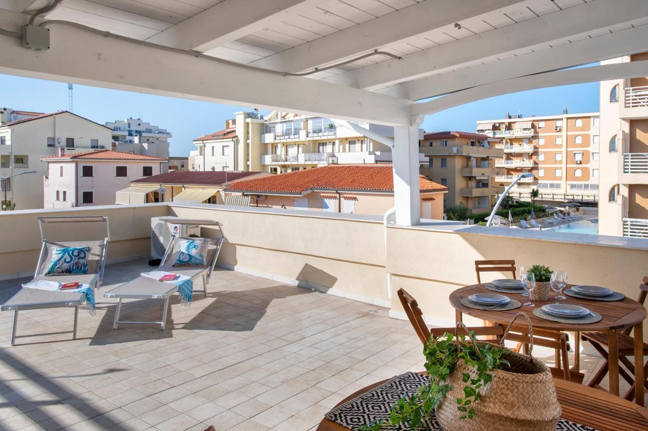 Pufferfish Apartment With Private Terrace Alghero Exterior photo